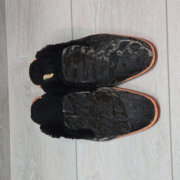 Free People Women Faux Fur Insulated lined Loafer Slip on shoes sz 37/6.5-7 - Picture 4 of 14